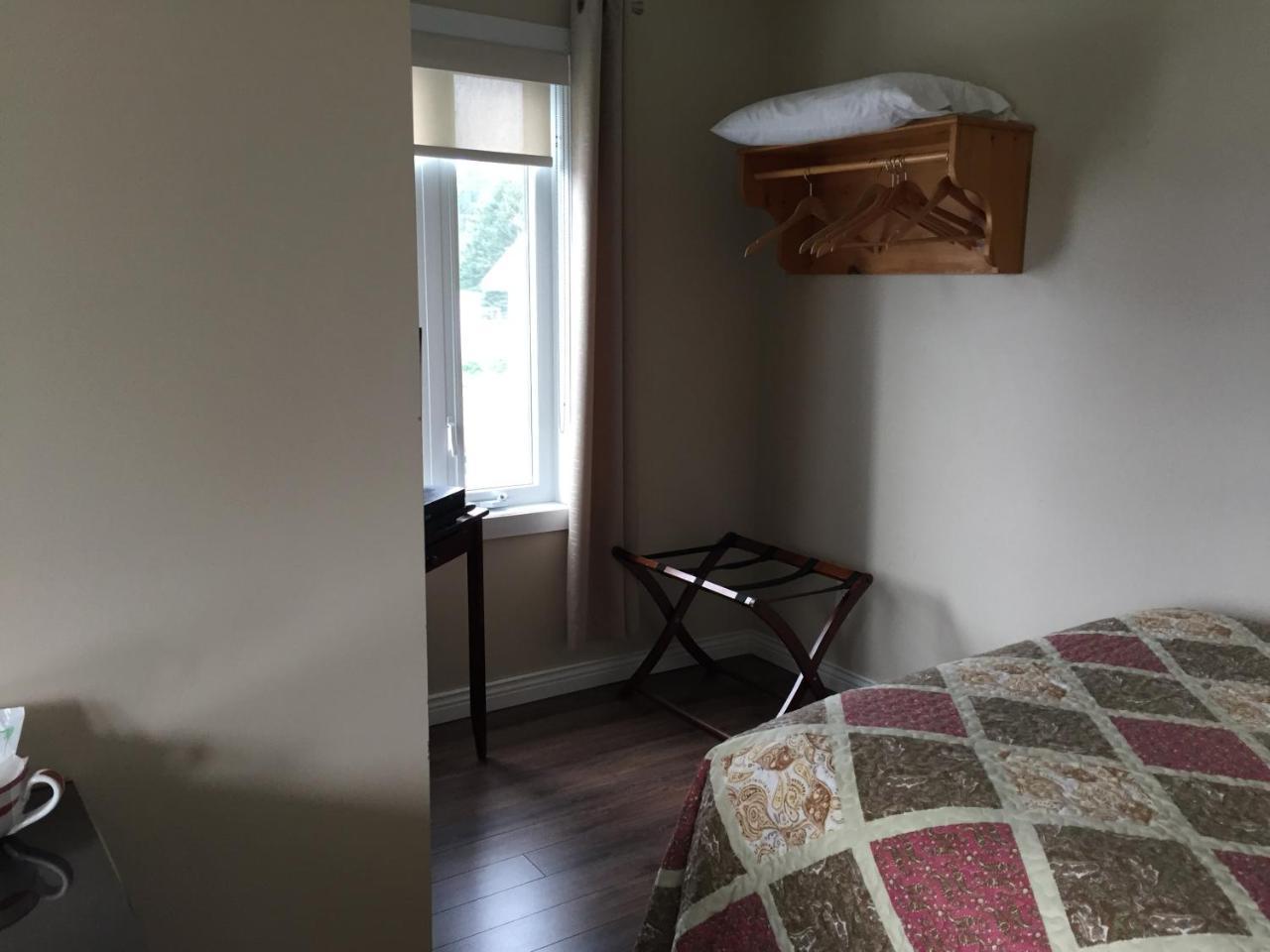 Auberge Le Campagnard Sacre-Coeur Екстериор снимка